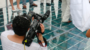 Pista de cristal sobre alberca, camarografos para eventos